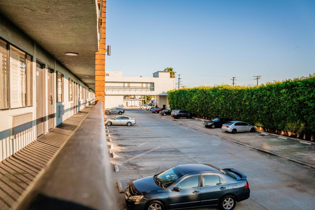Gateway Inn Gardena Los Angeles South Exterior photo